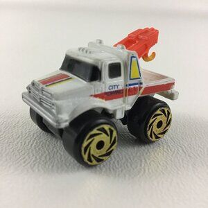 Micro Machines Road Champs Tow Truck Vehicle Vintage Galoob 1980's Mini